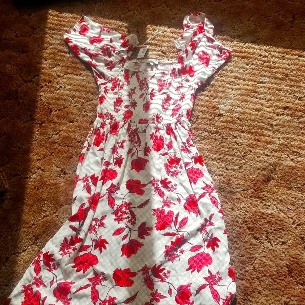 White dress pink and red flowers